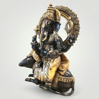 Ganesh on Mushak