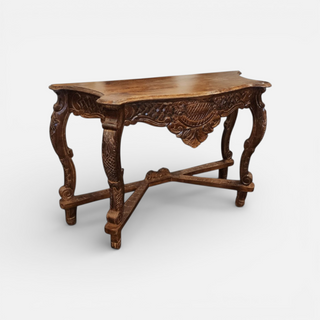 The Royal Crest Console